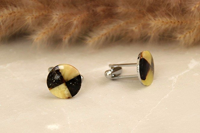 Gintarinės sąsagos vyrams