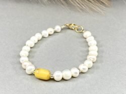 Perlų apyrankė su gintaru