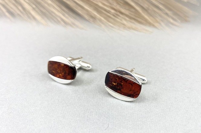 Gintarinės sąsagos vyrams su sidabru