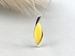 Gintarinis pakabukas su sidabru